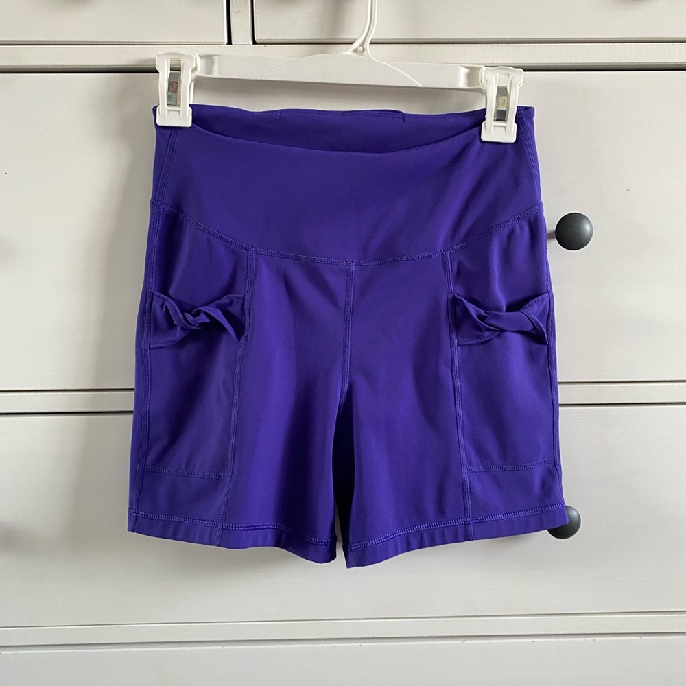 Free People Wave Rider Women's Twist
Front High Rise Bike Shorts